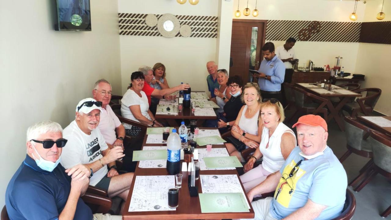 Royalton Residency Otel Mundakāyam Dış mekan fotoğraf